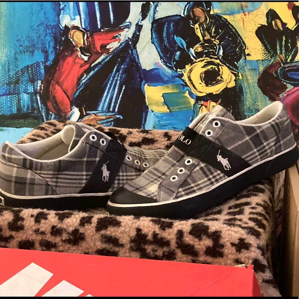 Polo by Ralph Lauren blk/crème flannel colorway  elastic POLO strap over eyelets